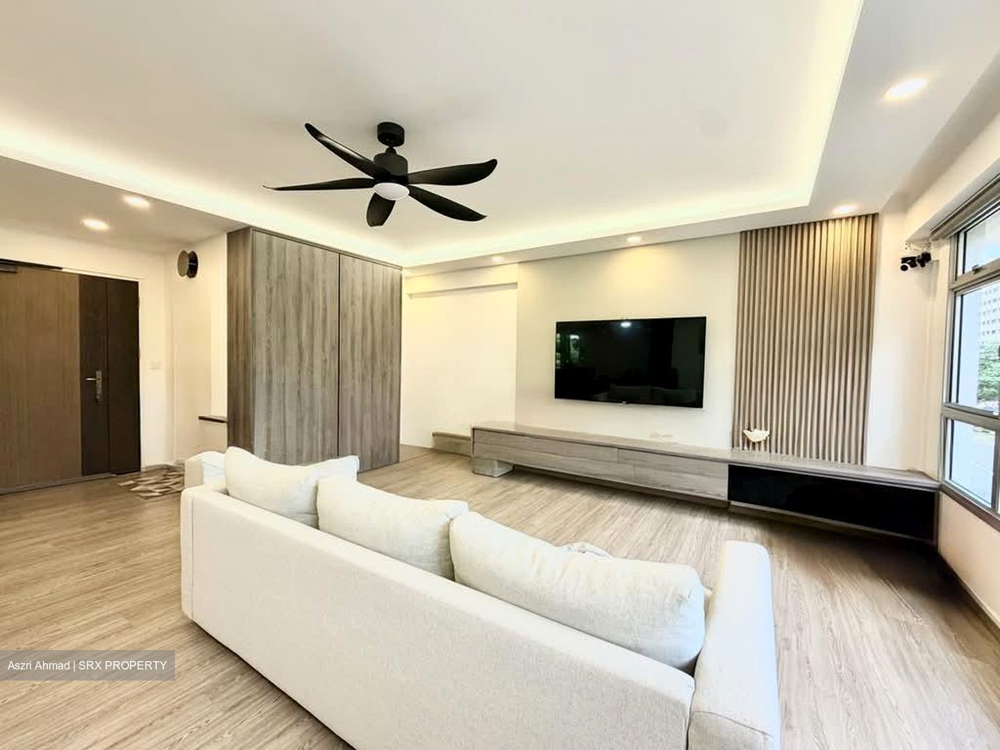 Blk 874B Tampines Greenflora (Tampines), HDB 5 Rooms #578253911